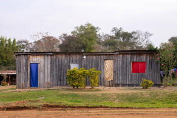 Cuatro colores hacen un hogar Sapucay Marica