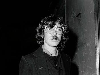 Encuentro en la calle con Charly García antes de entrar a Shams