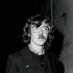 Encuentro en la calle con Charly García antes de entrar a Shams