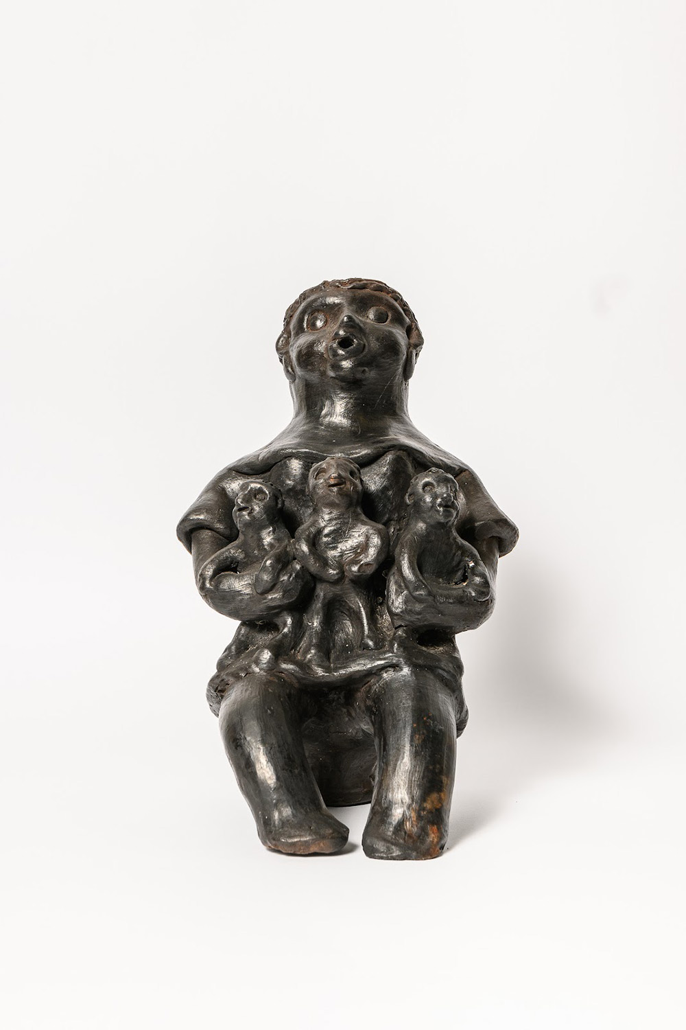 Maternidad, tres hijos