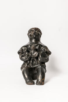 Maternidad, tres hijos