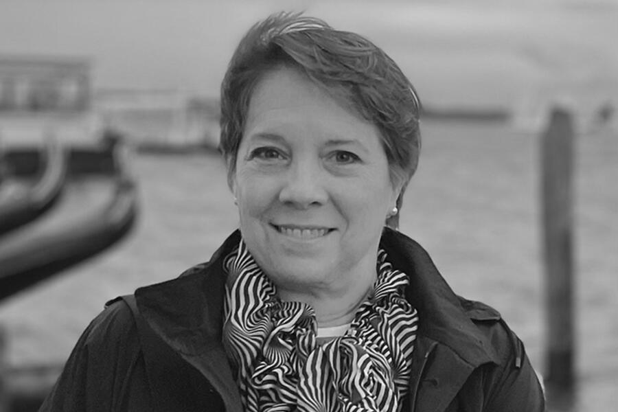 Mónica E. Kupfer